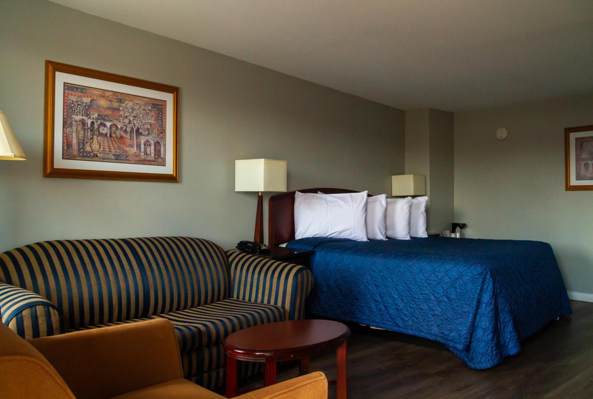 Saxony Motel Chatham-Kent Экстерьер фото